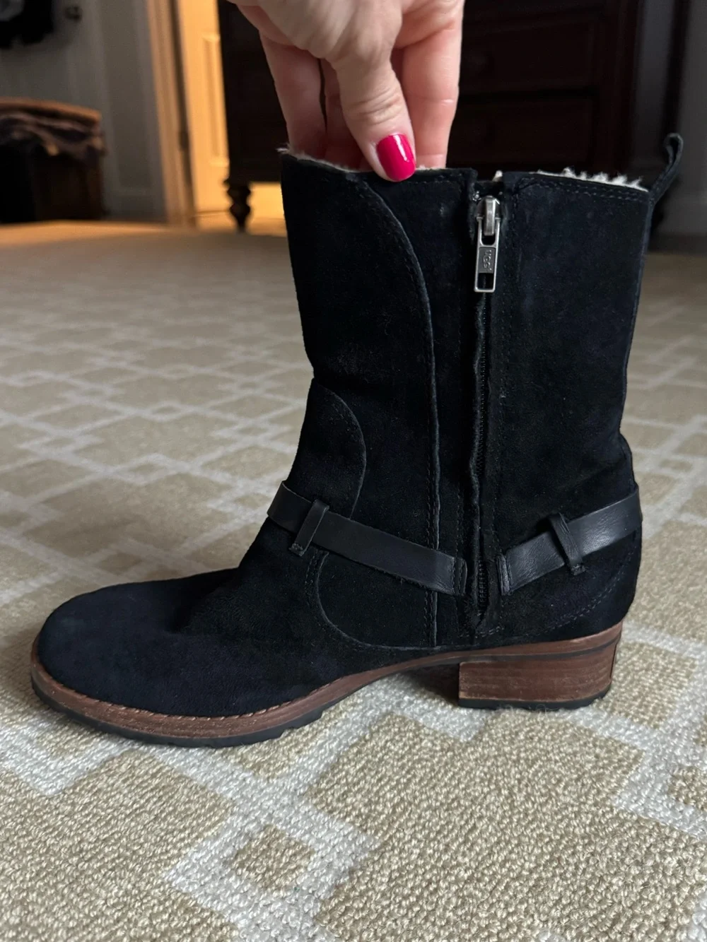 UGG Endell Suede Shearling Moto Biker Harness Boots Black Size 8